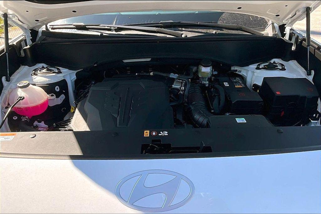 2026 Hyundai Palisade Limited - Photo 12