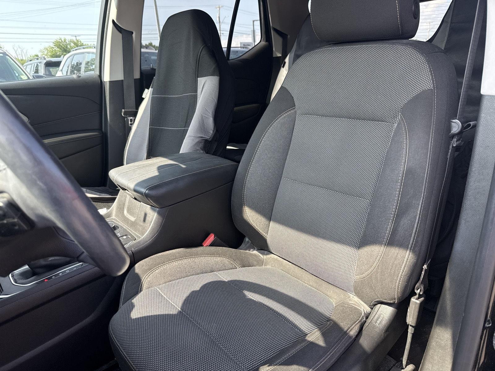 Used 2018 Mosaic Black Metallic Chevrolet LT Cloth image 8