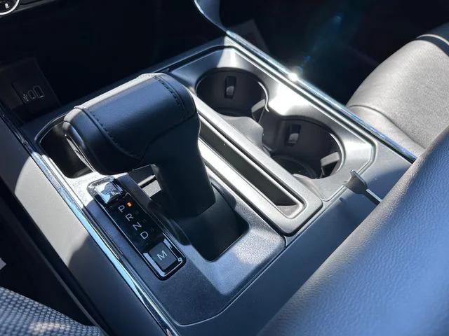 New 2026 Iconic Silver Metallic Ford LIFTED image 17