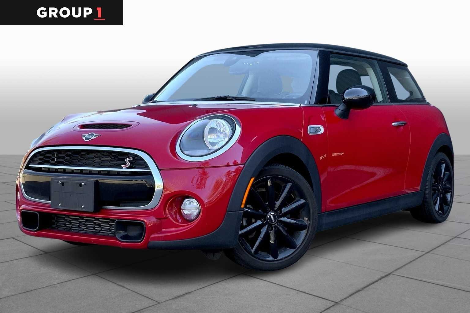 2019 MINI Hardtop Cooper S Signature's photo