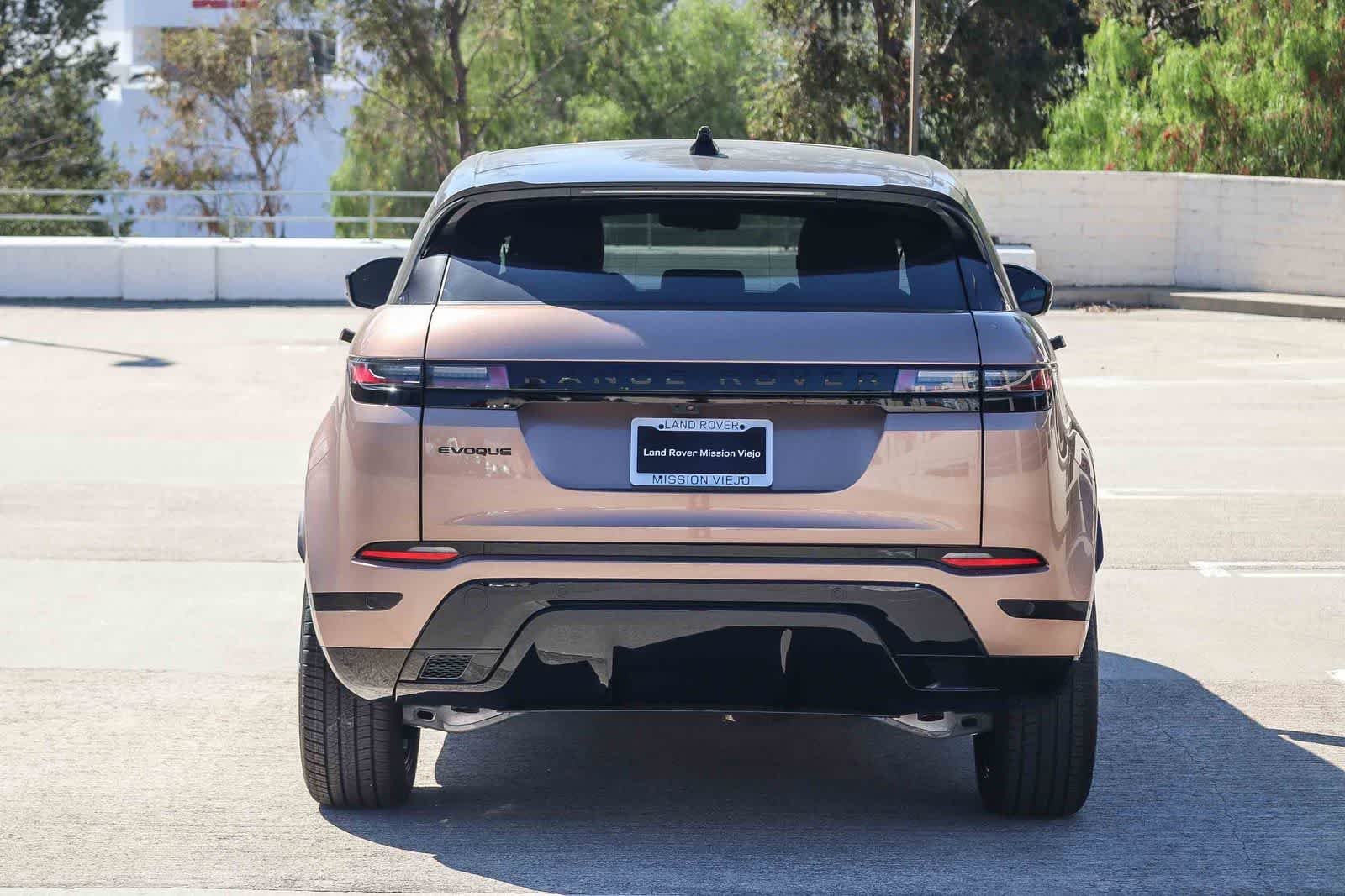 New 2026 Corinthian Bronze Land Rover Hoxton Edition image 5