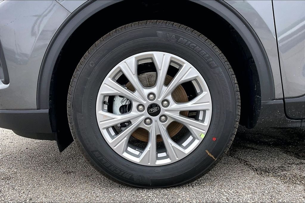 New 2026 Carbonized Gray Metallic Ford Active image 10