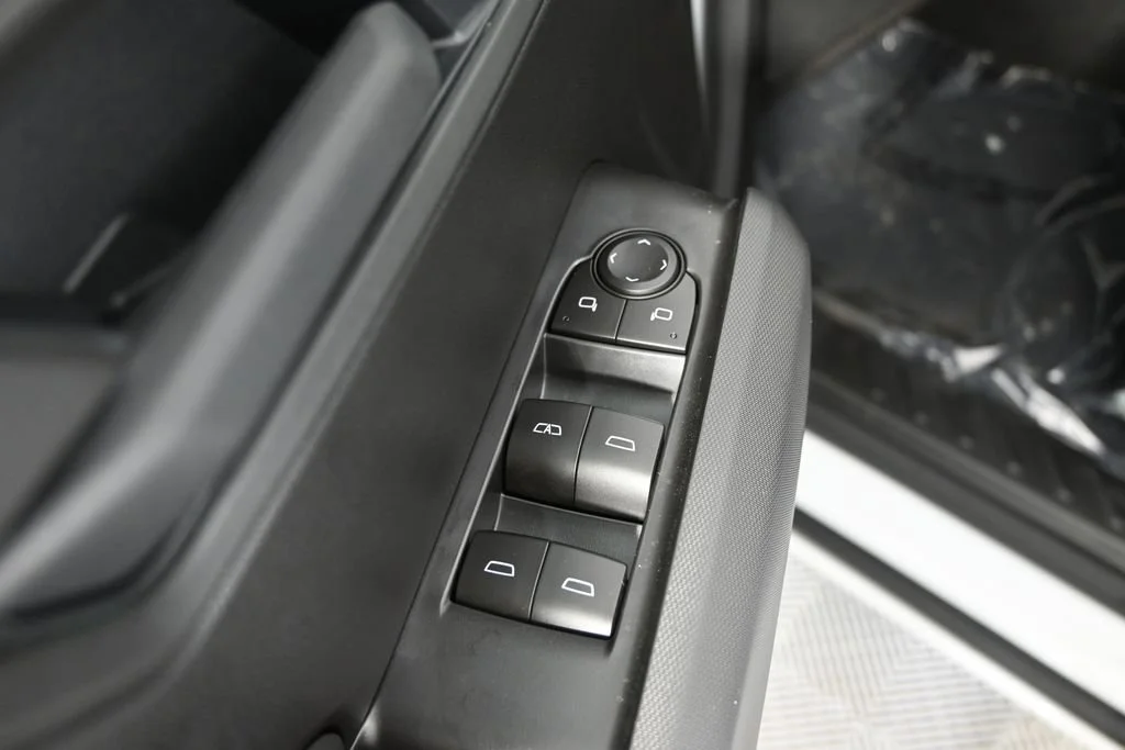 2026 Chevrolet Colorado Trail Boss - Photo 19