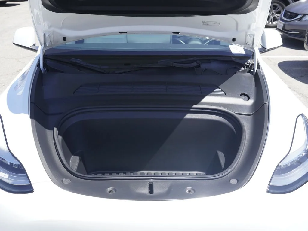 Used 2022 White Tesla Long Range image 24