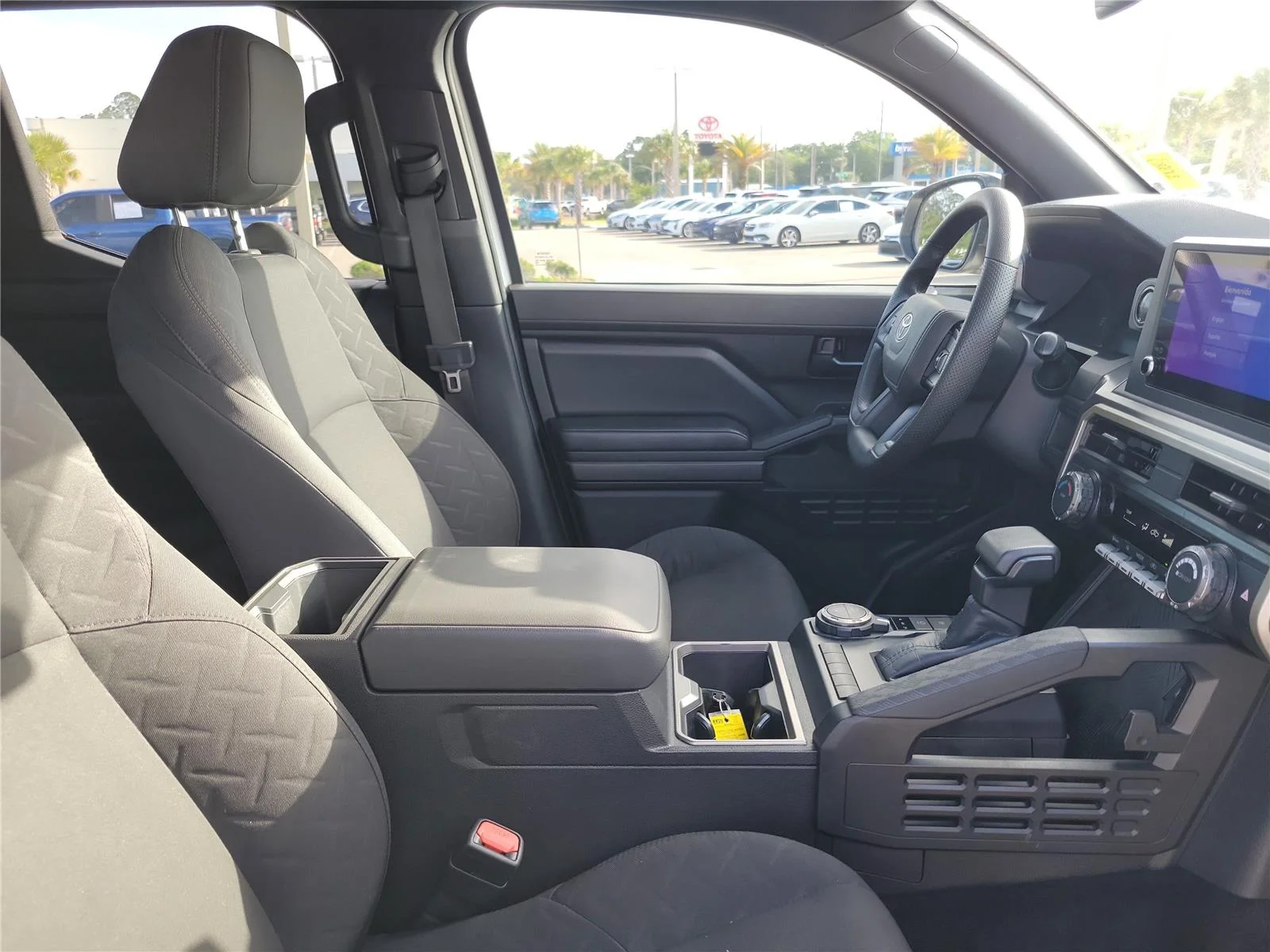 Used 2025 Ice Cap Toyota SR5 image 34
