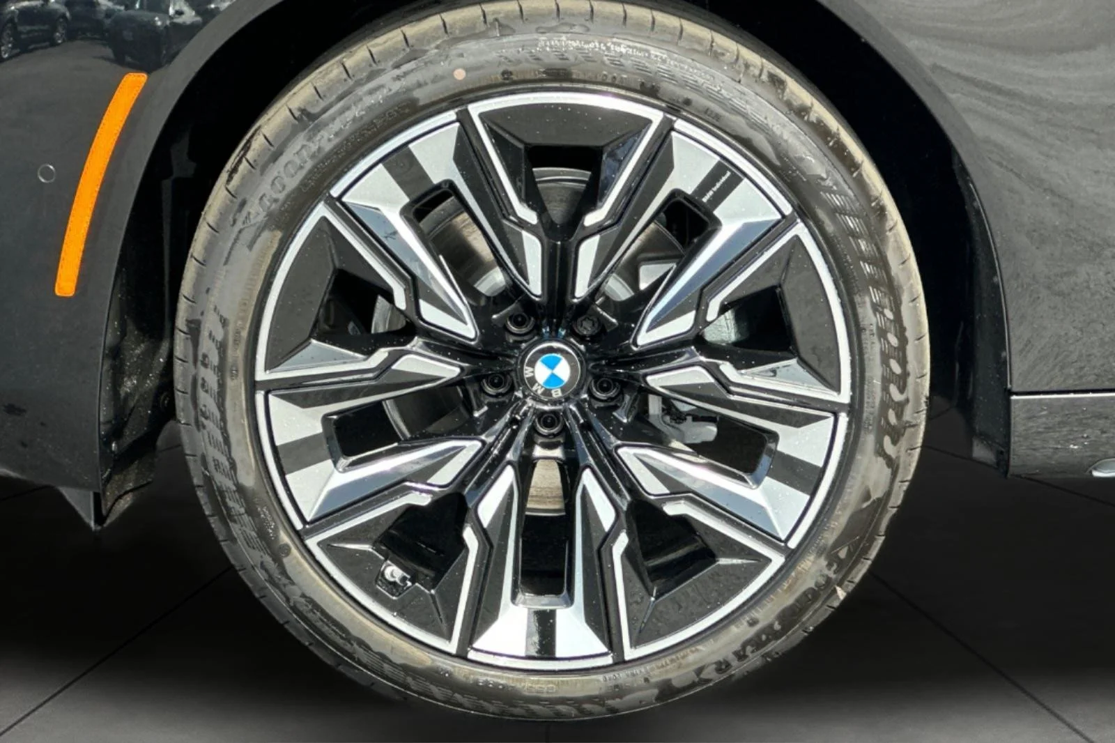 New 2026 Black Sapphire Metallic BMW 30 xDrive image 25
