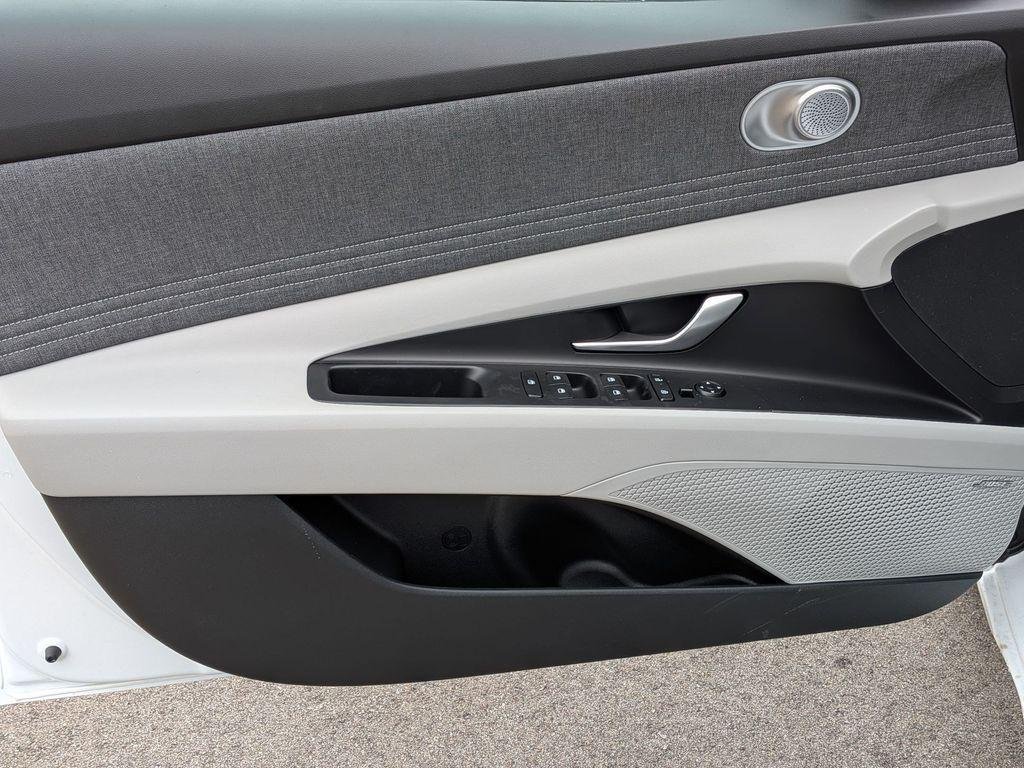 New 2026 White Hyundai Limited image 12