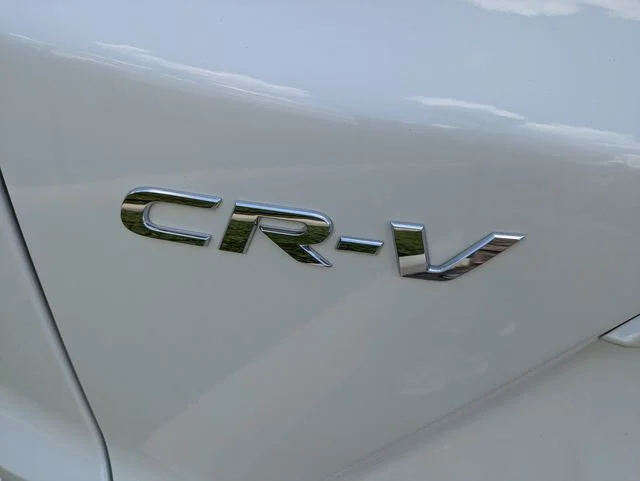 Used 2018 Silver Honda EX-L image 11