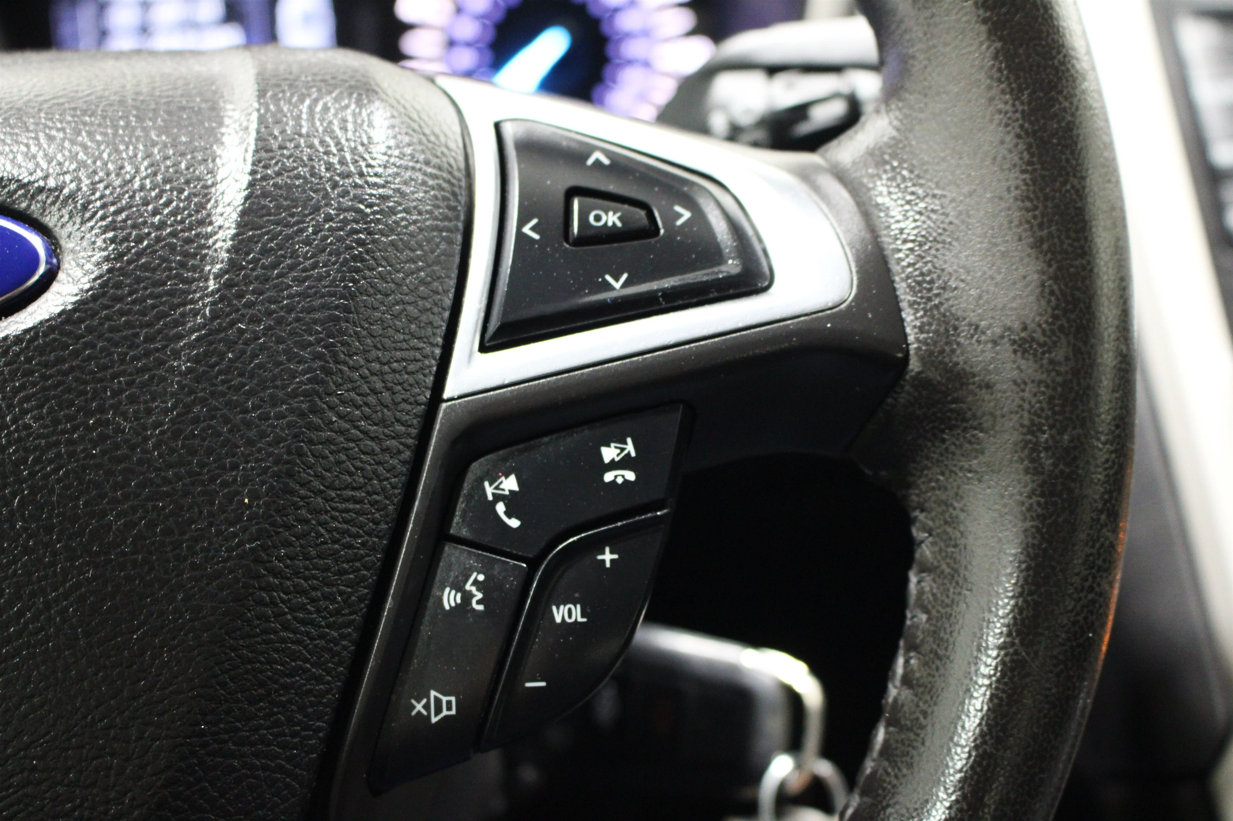 2016 Ford Fusion SE - Photo 12