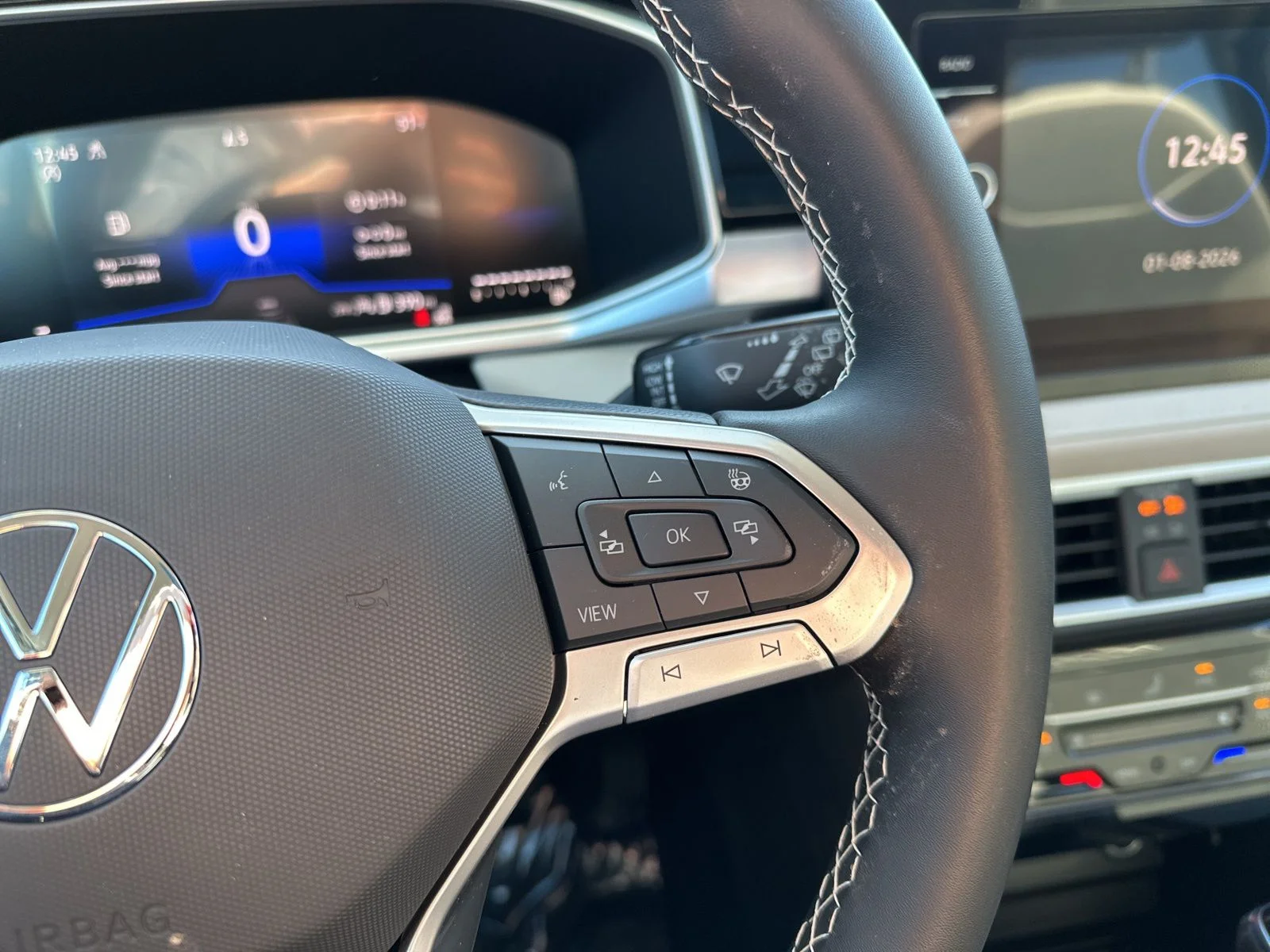 2026 Volkswagen Taos SE - Photo 39