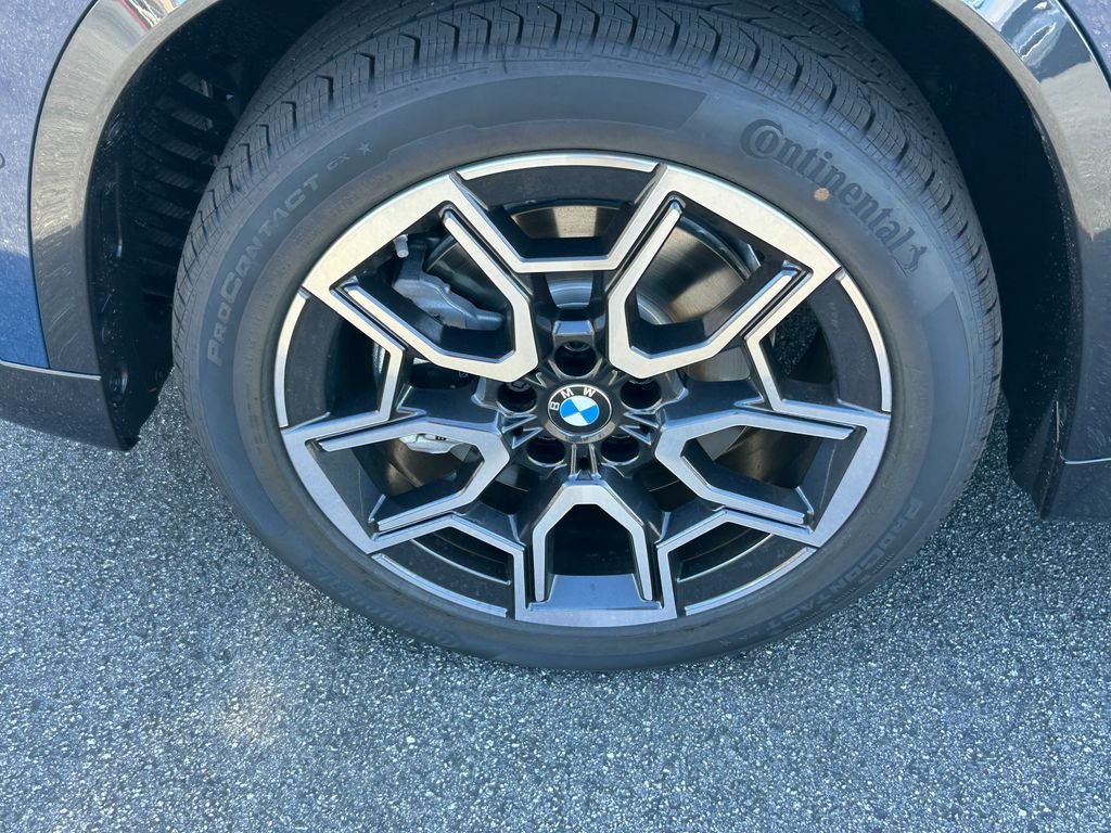 New 2026 Night Dusk Blue Metallic BMW xDrive28i image 3