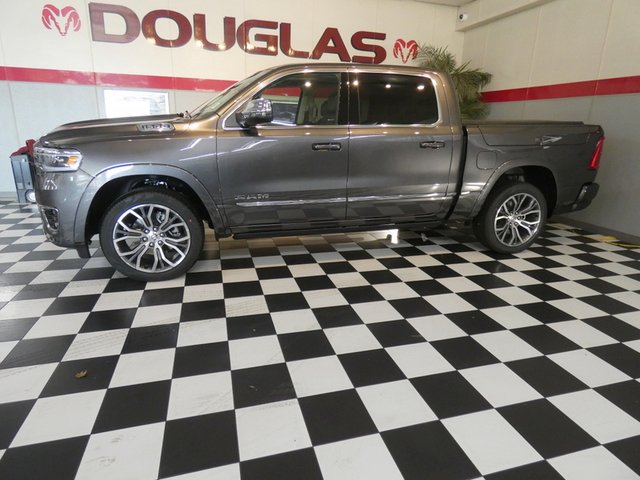 2026 RAM 1500 Tungsten Crew Cab 5'7
