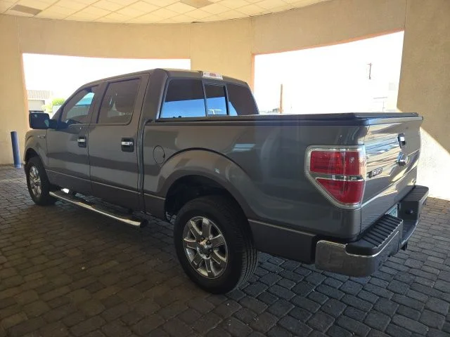 Used 2013 Sterling Gray Metallic Ford XLT image 2