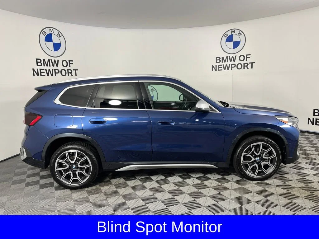 Used 2024 Phytonic Blue Metallic BMW xDrive28i image 9