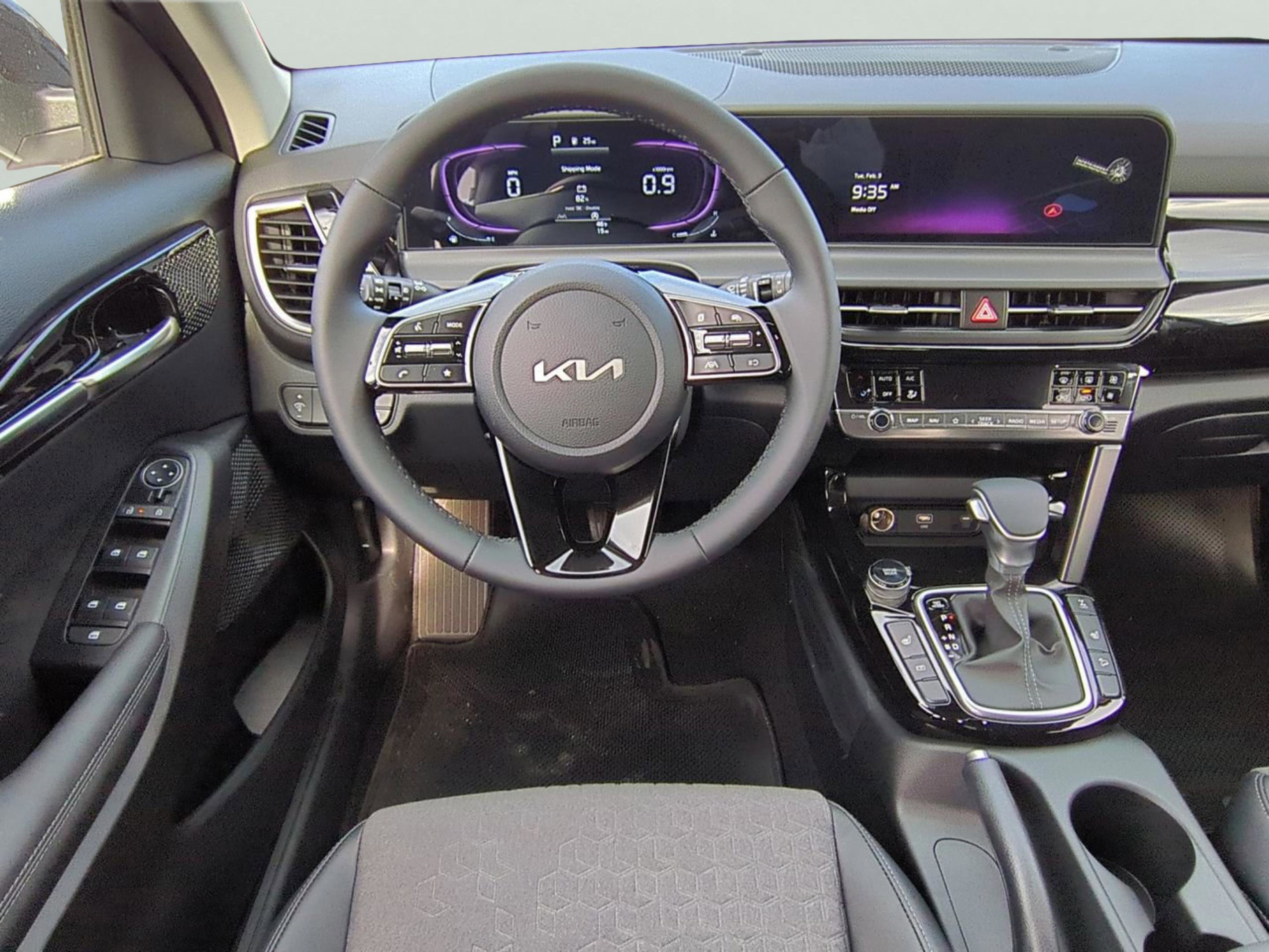 New 2026 Clear White/Black Roof Kia S image 13