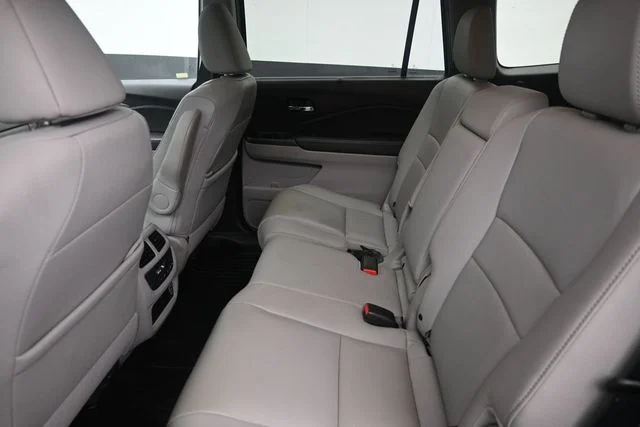 Used 2021 Gray Honda EX-L image 18
