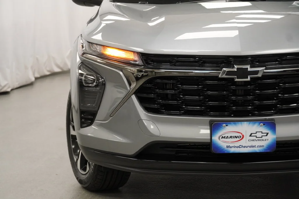 New 2026 Sterling Gray Metallic Chevrolet 1RS image 10