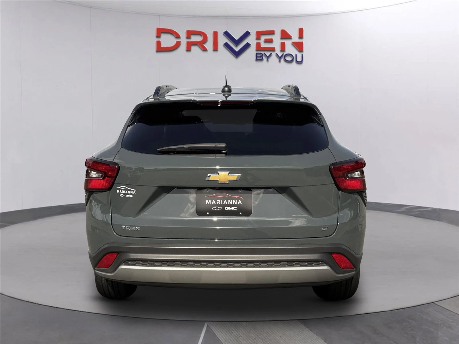 Used 2025 Cypress Gray Chevrolet LT image 5
