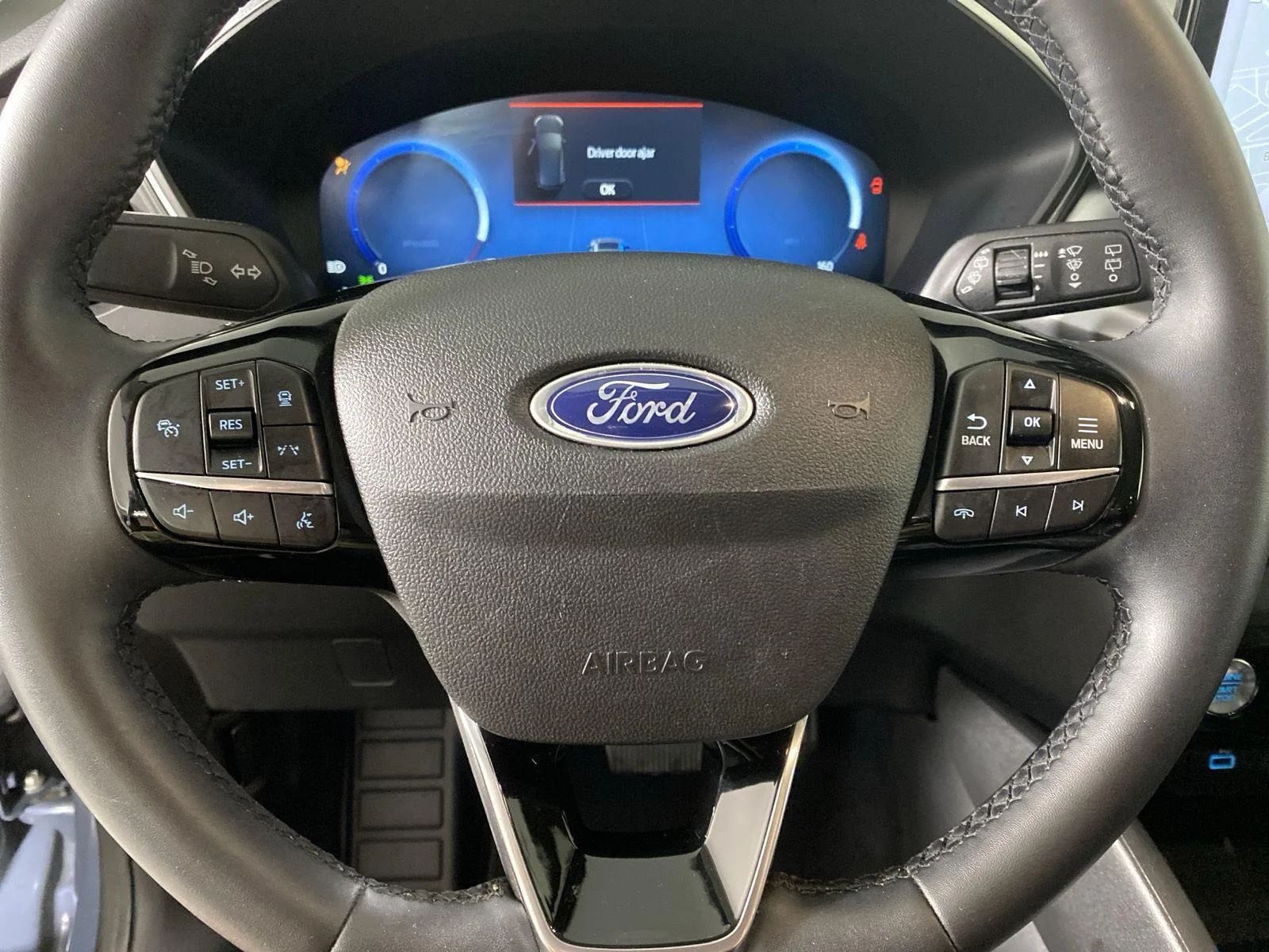 Used 2023 Vapor Blue Ford Platinum image 17