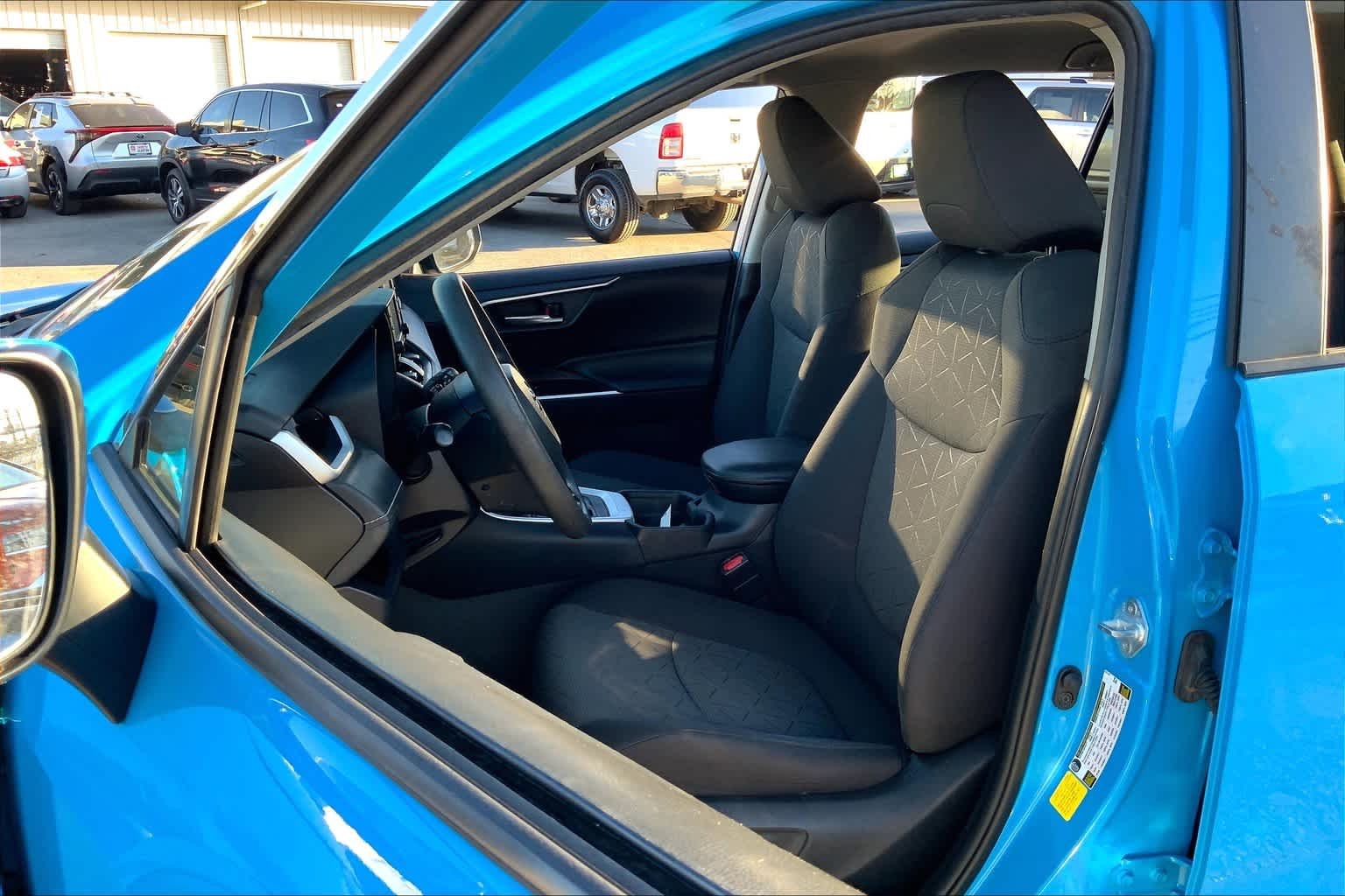 Used 2021 Blue Flame Toyota XLE image 8
