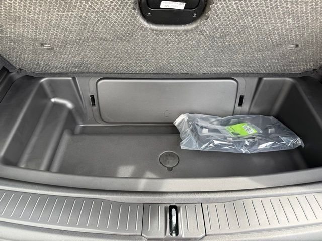 New 2025 Baltic Gray Metallic Clear-Coat Exterior Paint Jeep Altitude X image 28