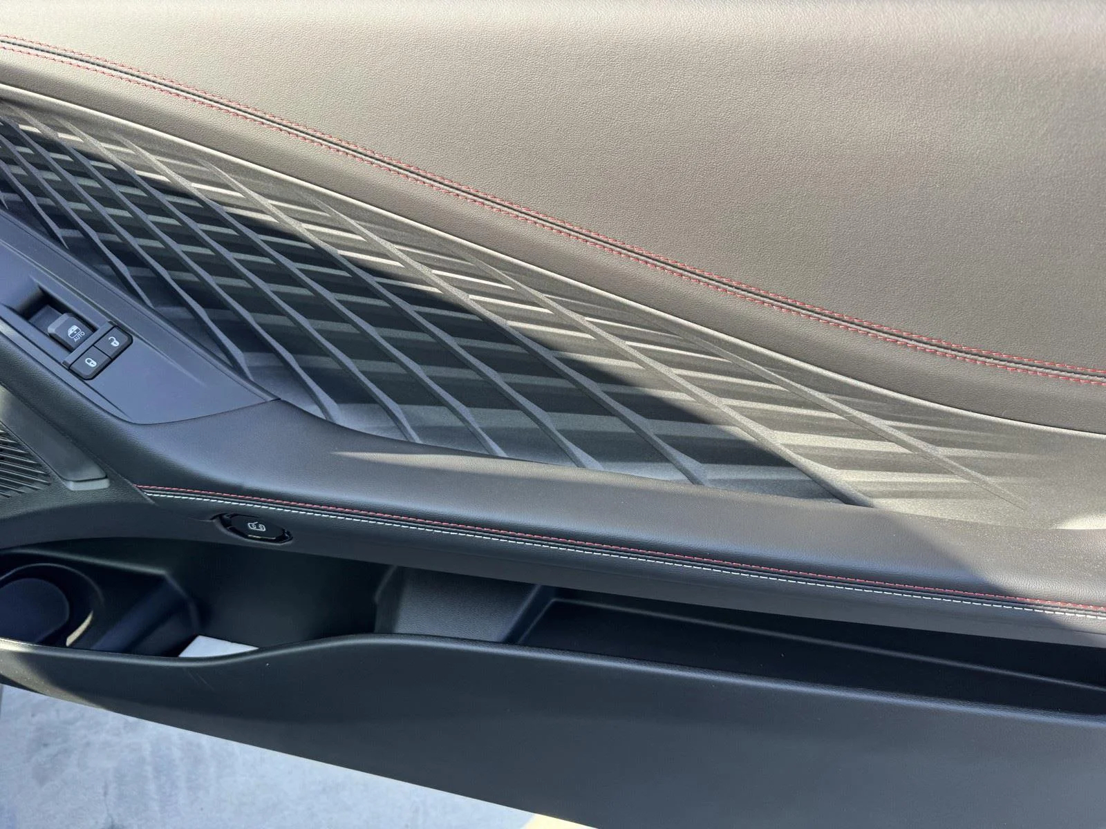 New 2026 White Knuckle Exterior Paint Dodge R/T image 7