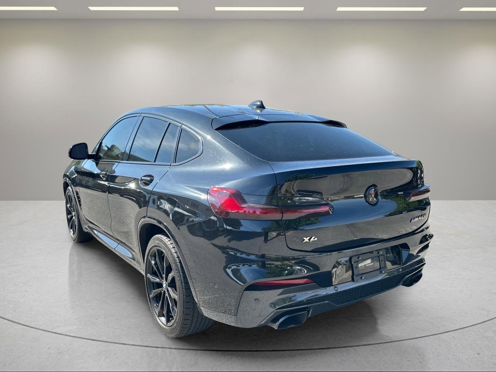 Used 2019 Black Sapphire Metallic BMW M40i image 3