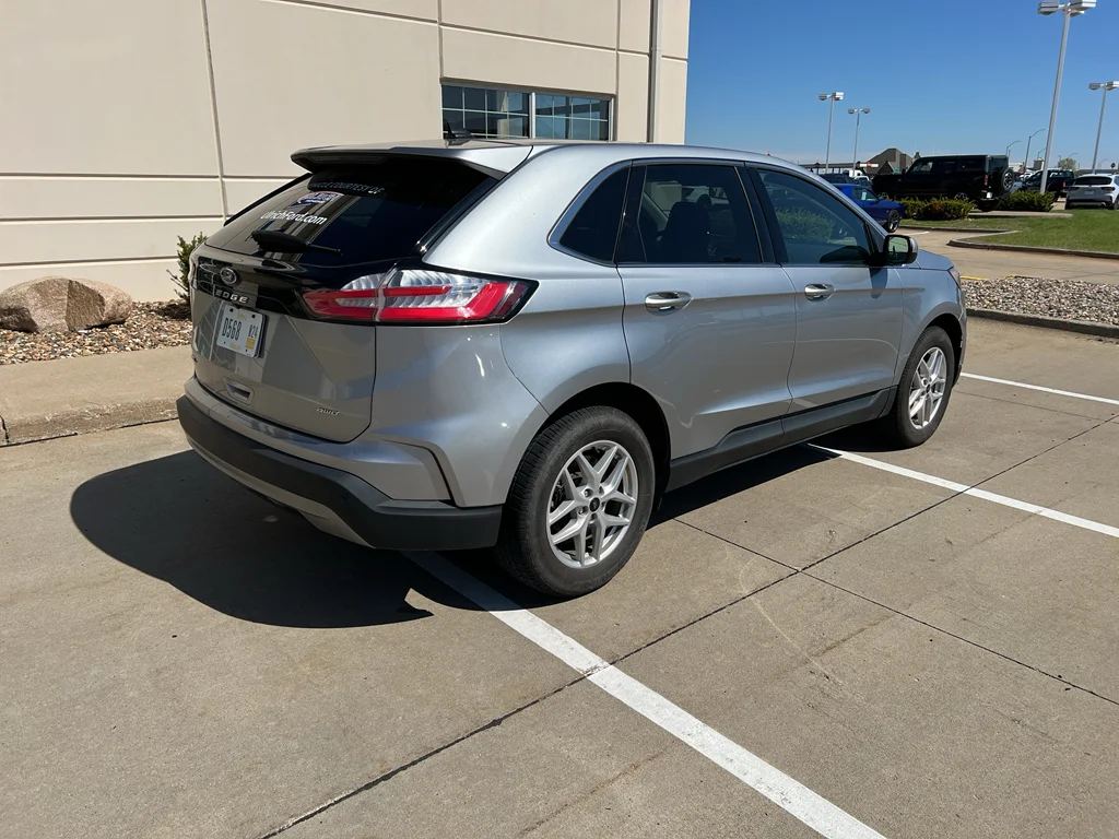 2024 Ford Edge SEL - Photo 10