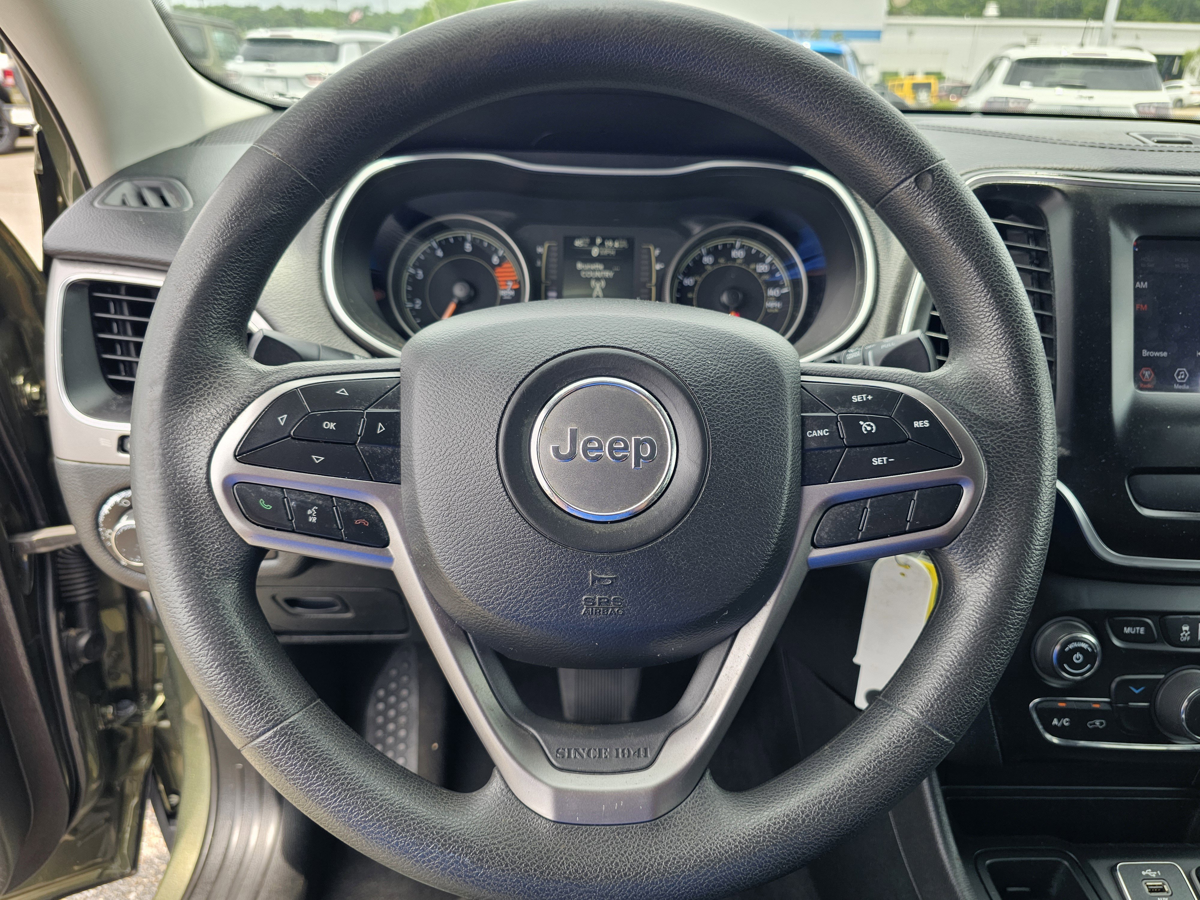 2021 Jeep Cherokee Latitude - Photo 19