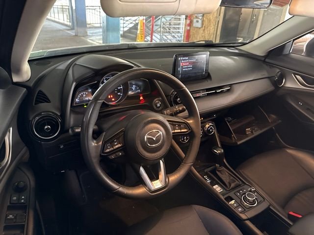 Used 2019 White Mazda Touring image 6