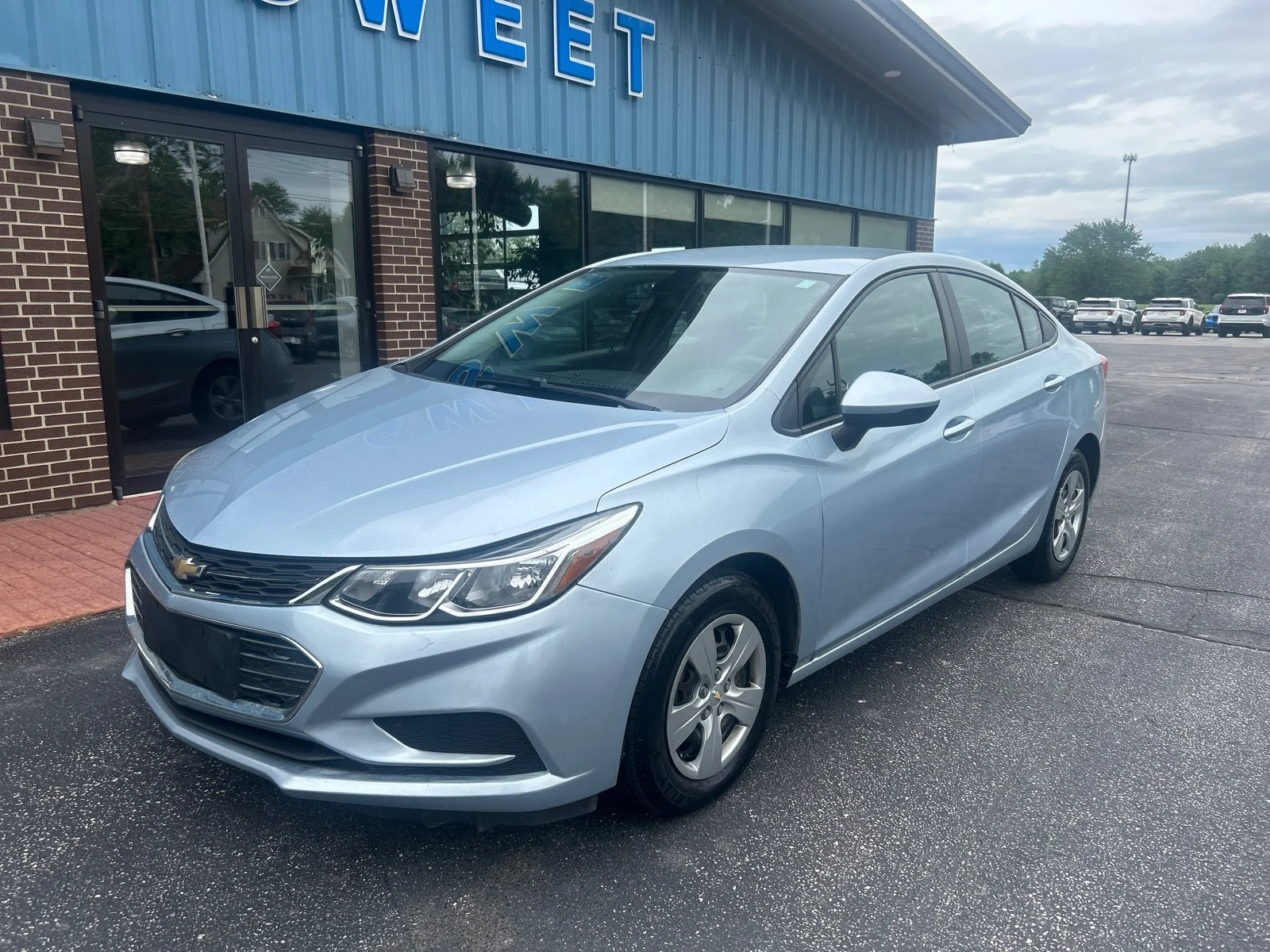 Used 2017 Chevrolet Cruze LS with VIN 3G1BC5SM4HS557259 for sale in North Kingsville, OH