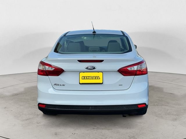 Used 2012 White Ford SE image 6