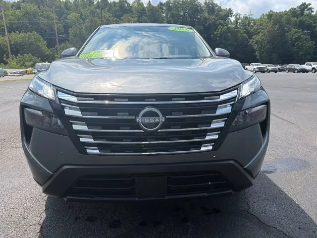 Used 2026 Gray Nissan SV image 7