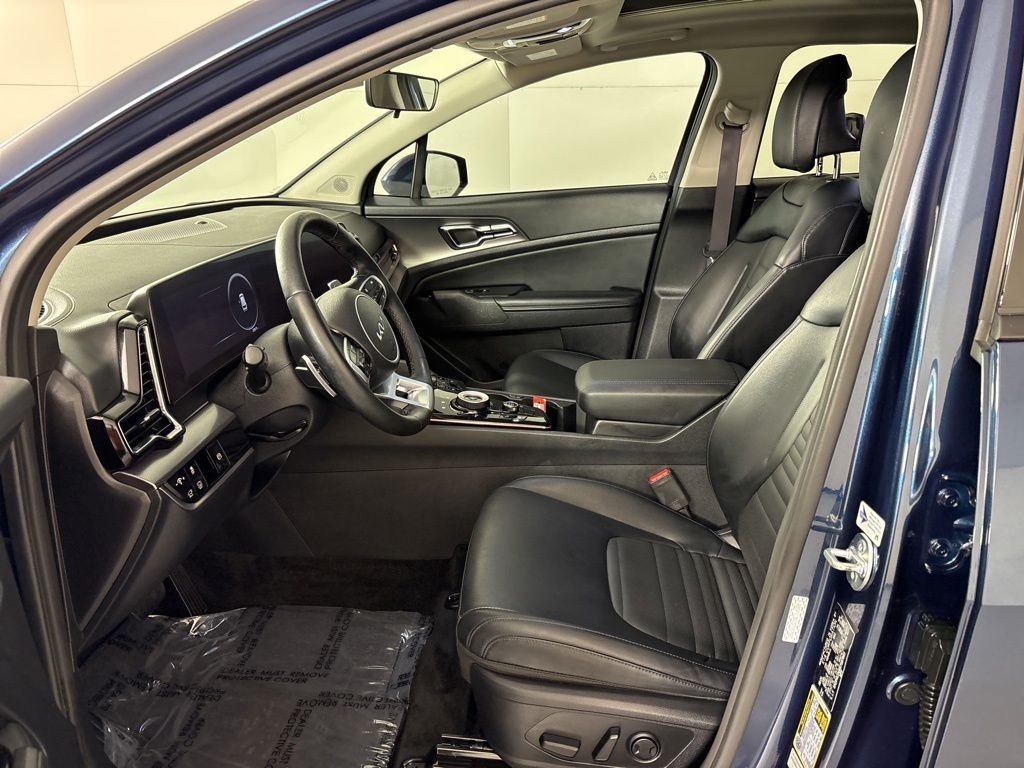 Used 2025 Blue Kia SX-Prestige image 28