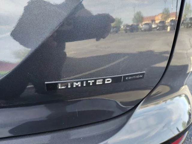 New 2026 Gray Mitsubishi SE image 35