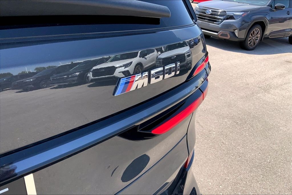 Used 2024 Gray BMW M60i image 23