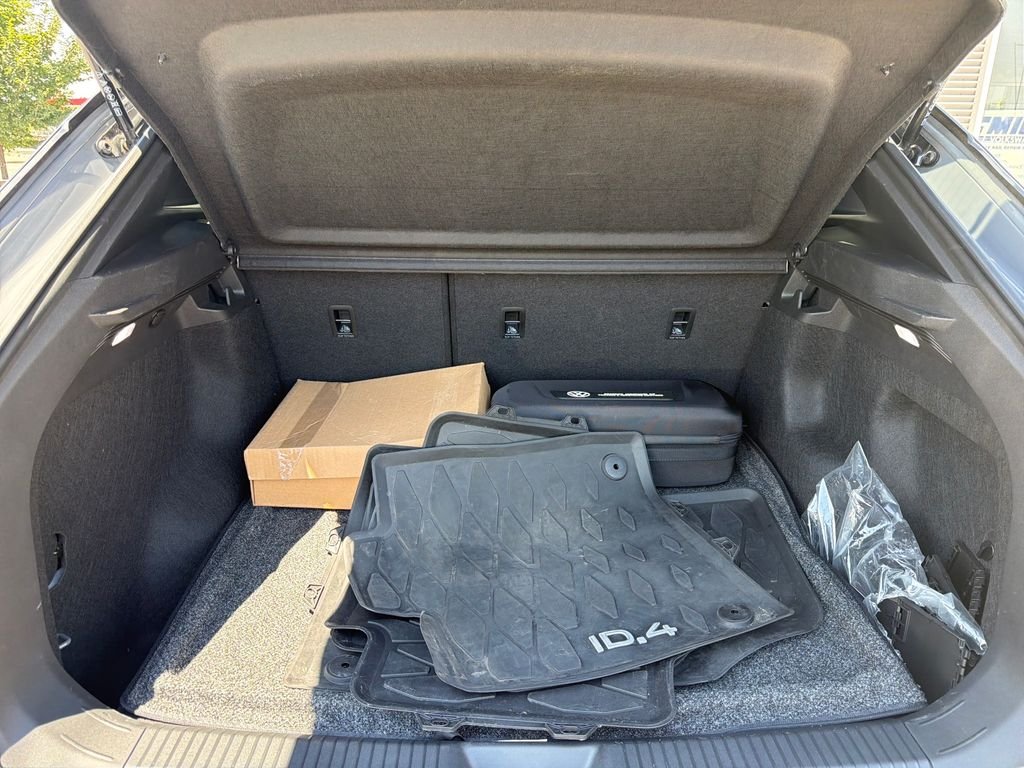 Certified Used 2024 Pure Gray Volkswagen Pro image 24