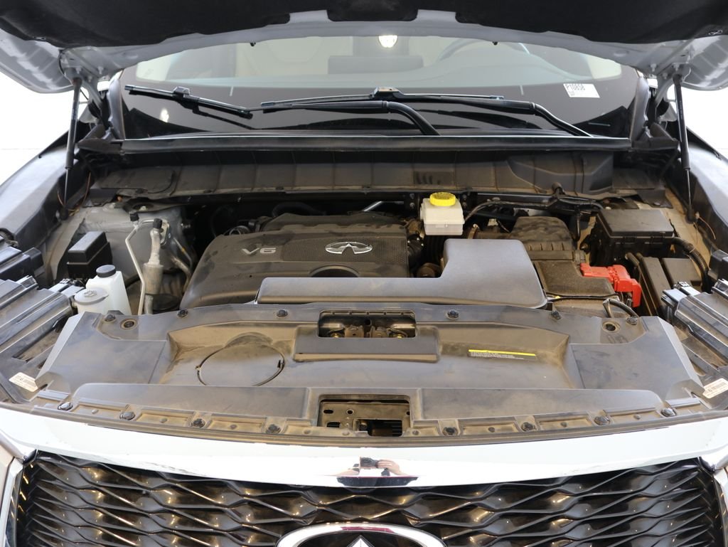 Certified Used 2023 Silver INFINITI LUXE image 51