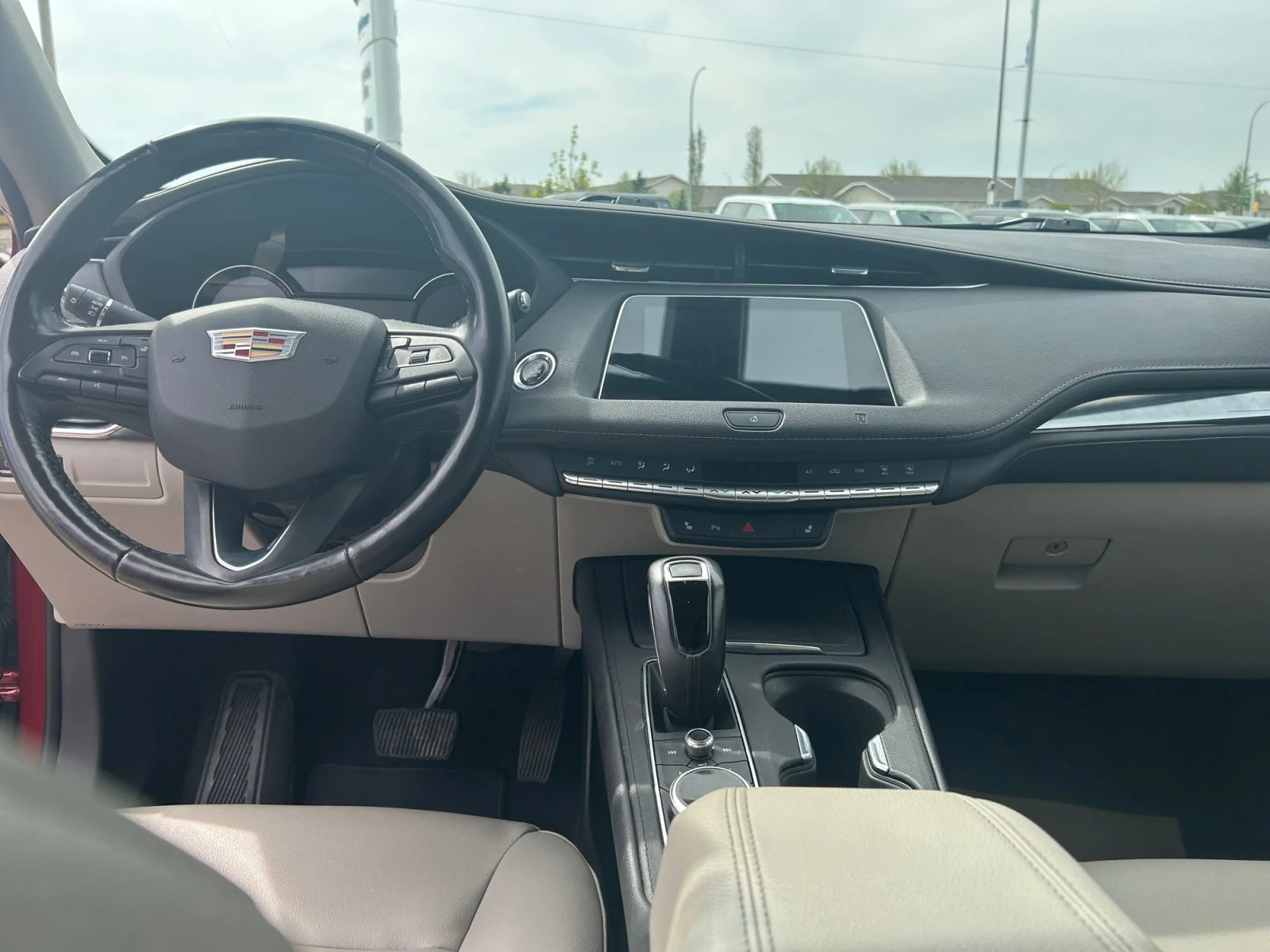 Used 2019 RED Cadillac AWD LUXURY AWD image 19