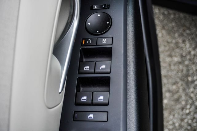Certified Used 2025 Gray Hyundai SEL Convenience image 31