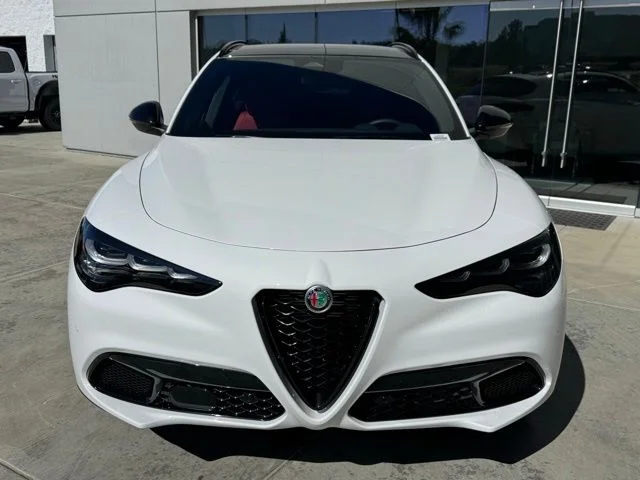 New 2026 White Alfa Romeo Base image 2