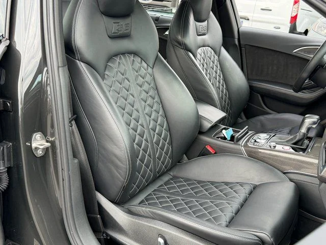 Used 2017  Audi 4.0T Prestige image 9