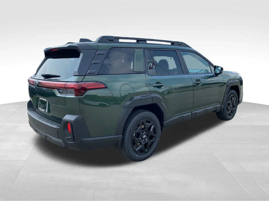 New 2026 DEEP EMERALD GREEN PEARL Subaru Limited image 5