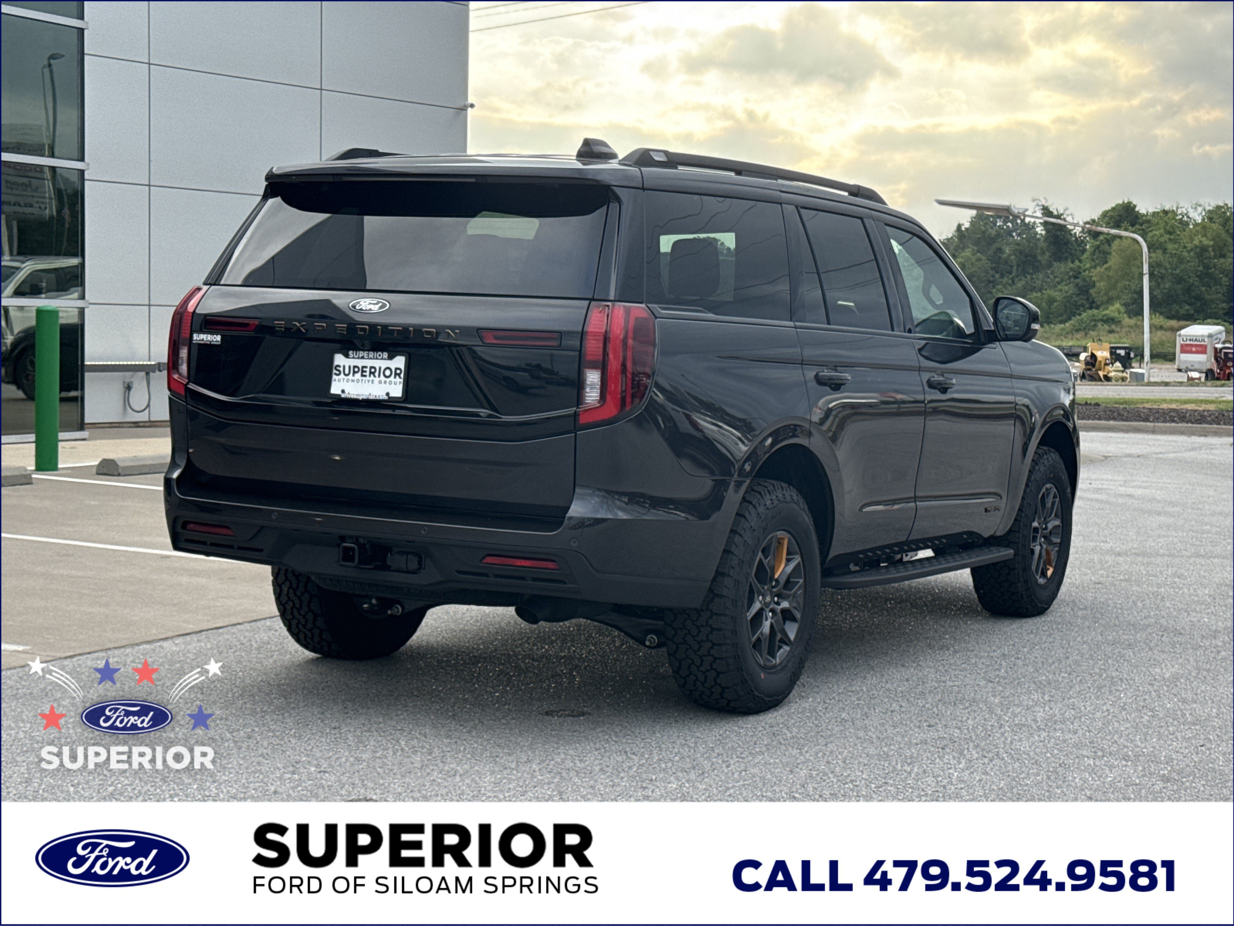 New 2026 Dark Matter Gray Metallic Ford Tremor 4WD image 3