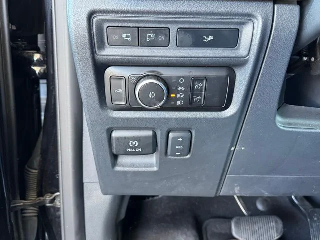 Used 2023 Black Ford Lariat image 44