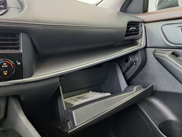 Used 2023 Black Nissan SV image 18