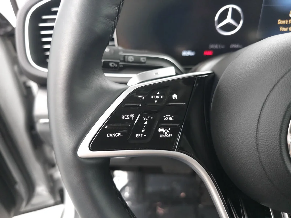 Certified Used 2026 MANUFAKTUR Alpine Gray Mercedes-Benz GLE 350 image 11