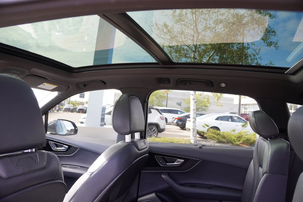 Used 2018 Black Audi 3.0T Prestige image 18