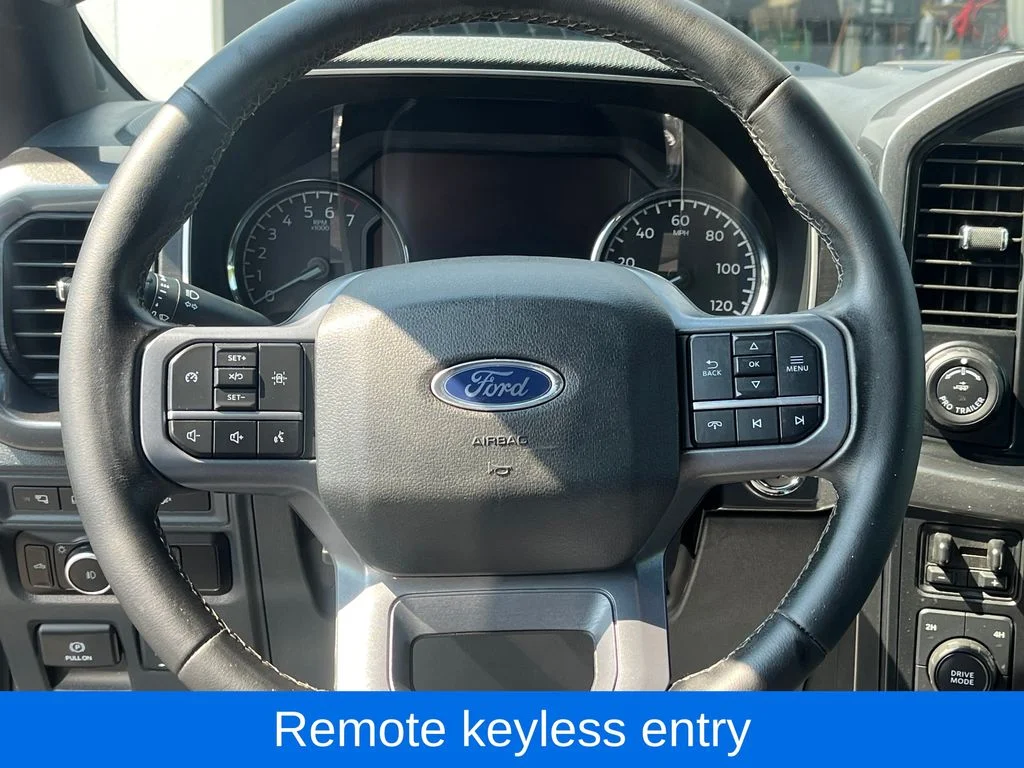 Used 2023  Ford XLT image 18