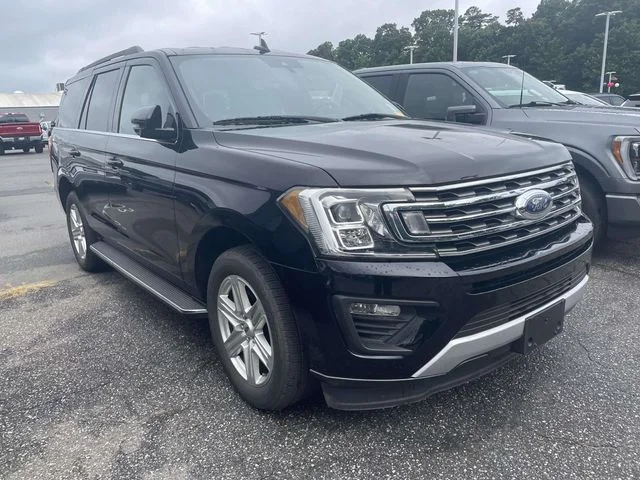Used 2019 Black Metallic Ford XLT image 1